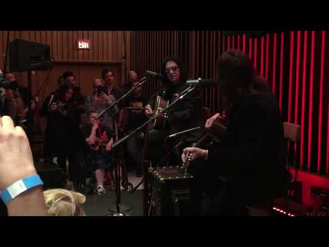 Gene Simmons & Ace Frehley Vault Jam - Torpedo Girl and Blues