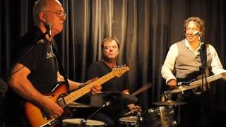 Hamish Stuart Band at Chichester Inn with Robbie McIntosh 2016