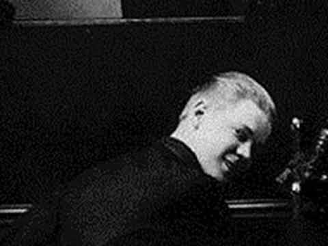 Roaring Twenties: Arnold Johnson  Orch. -  Breakaway, 1929