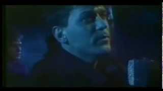 Crvena Jabuka - Bacila je sve niz reku