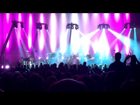 Peter Gabriel - Sledgehammer (Live@20.5.2014 Helsinki)