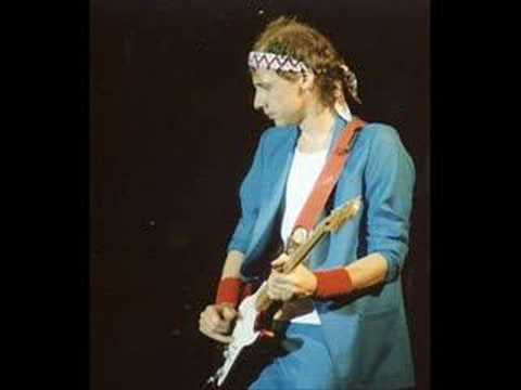 Video thumbnail for Six Blade Knife (Live at the BBC)