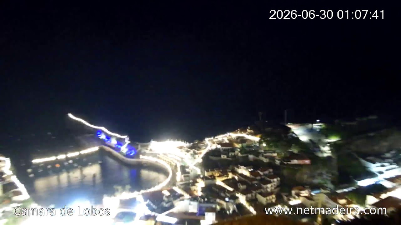 Live webcam view of Câmara de Lobos Bay Panorama