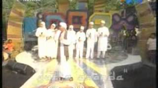 Download lagu Opick - Shollu Ala Muhammad feat FLO mp3