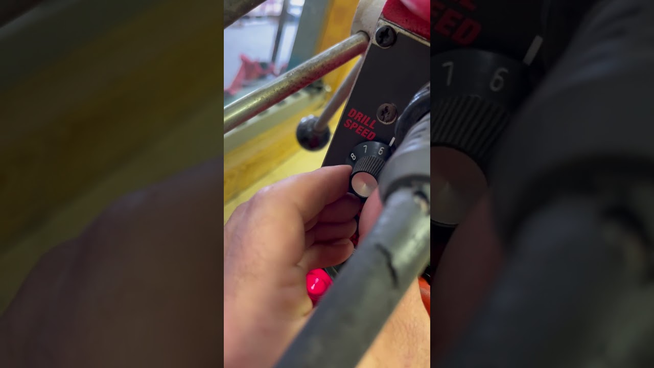 Milwaukee 4203 Electro magnetic Drill Press 120V  1-1/4