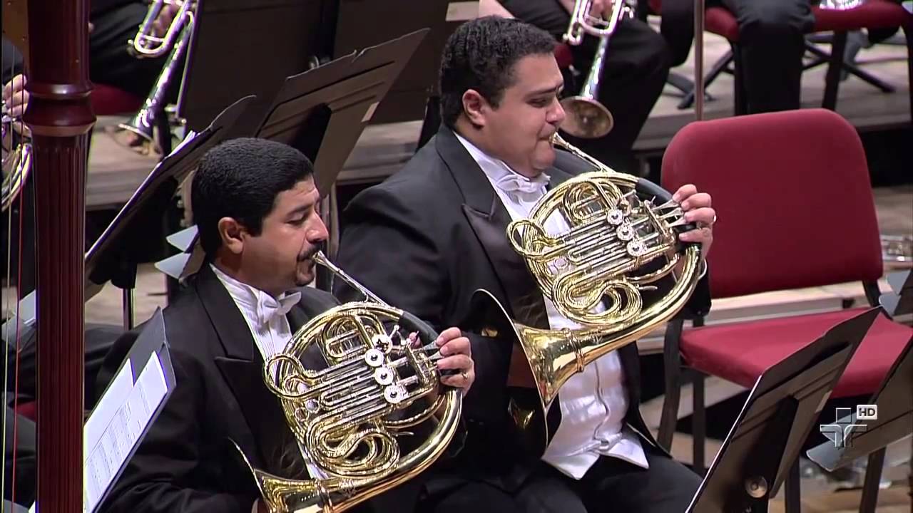 Série Brasileira - Batuque. Nepomuceno . Minczuk. Orquestra Sinfônica Brasileira