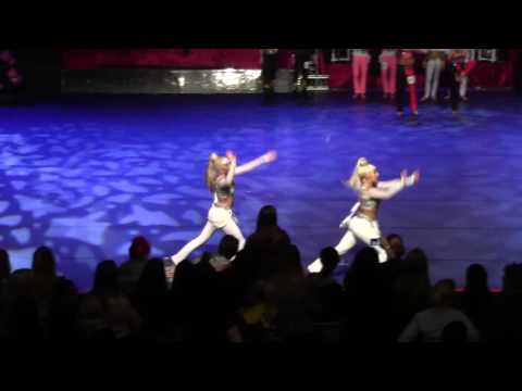 Marit Finne & Benedicte Svartskaret Loevaas - Disco WC 2016