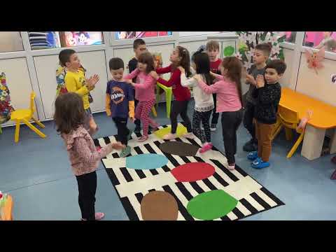 Taranul e pe camp || Jocuri la gradinita || Jocuri pentru copii