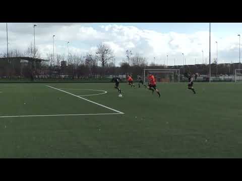 19 feb 2022 VV De Meern 2 - VV Maarssen 2 com 3-5 een van de spaarzame goede aanvallen van De Meern