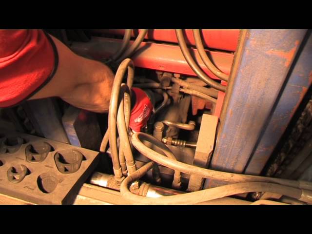 Video teaser for Anwendungsvideo Leitungsschlüssel-Satz, Krähenfüße SW 19-46 mm KS Tools, 10-tlg. 913.1300