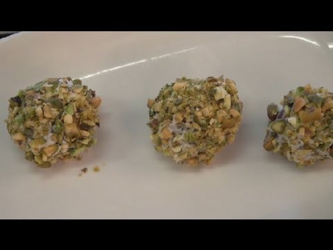 download lagu mp3 mp4 Grapes Wrapped In Cream Cheese And Pistachios, download lagu Grapes Wrapped In Cream Cheese And Pistachios gratis, unduh video klip Grapes Wrapped In Cream Cheese And Pistachios