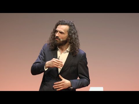 Tomber, écrire, parler, guérir | Maxime MUSQUA | TEDxMarseille