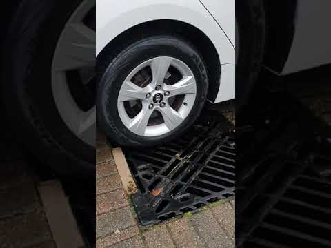 2013 Hyundai i40 Estate 1685cc 1.7 Diesel Manual CRDi Blue-Drive Style 5dr