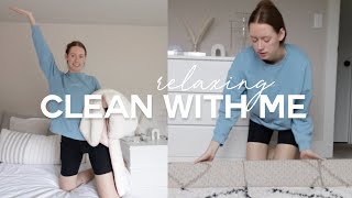 relaxing rainy day clean with me 🌧  bathroom deep clean, bedroom tidy up, new cleaning motivation