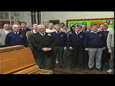 Treorchy Male Choir & Sir Harry Secombe singing Cwm Rhondda