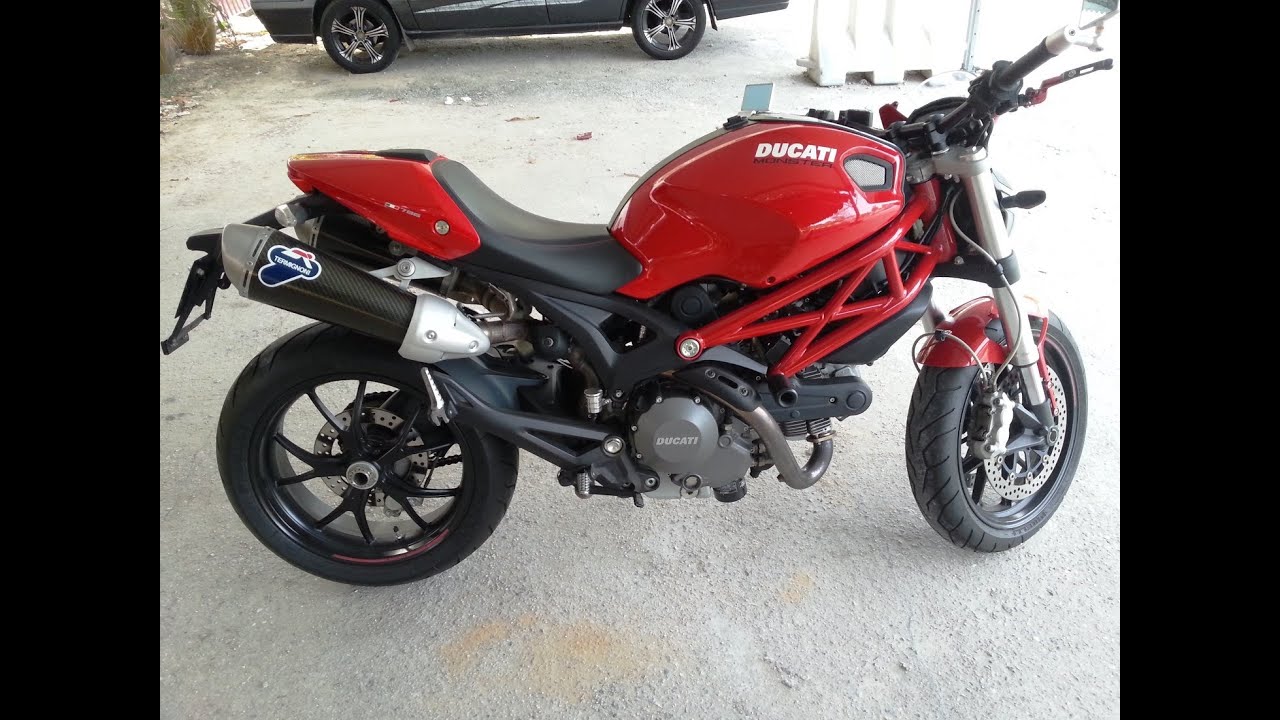 Ducati Monster 796 With Termignoni Carbon & Rizoma Walkaround Exhaust Sound