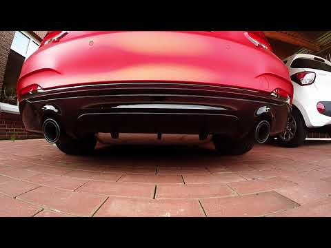 BMW M240i xDrive Full Akrapovic Coldstart