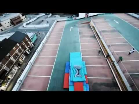 D. Walters ft. Yogi ft Ayah Marar - Follow U