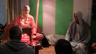 HH Danavir Goswami Vyasa-puja 2010 Lectures I/VI Lutotin BG 9.26.