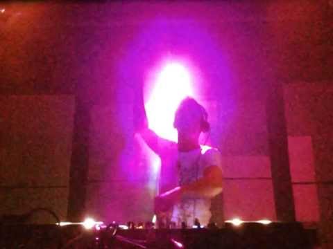 Rene Reiter @ Techneon Club Chäller, CH part 3