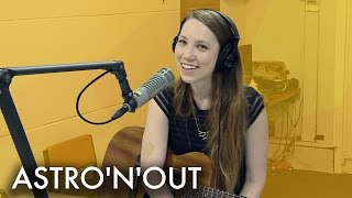 Astro&#39;n&#39;out Māra Upmane-Holšteine  -  &quot;Atskatos&quot; un &quot;Daļa Rīgas&quot; LIVE @ Pieci Rīti