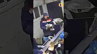 Shocking! Cleaner Finds Cat Thrown in Trash #catlover