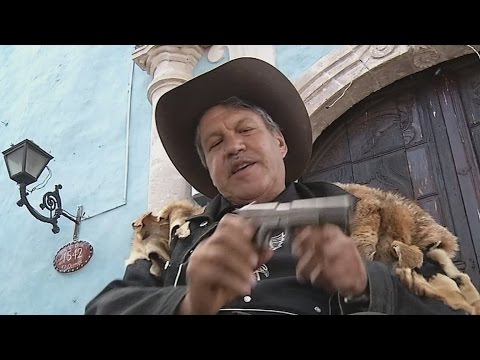Alfredo Gallegos, el padre pistolas