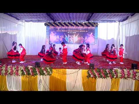 UKG Children danced for School function from the Chanda  Movie song "Nee chandane ninnase chandane".