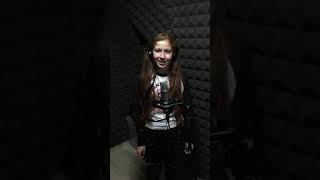 קרינה קיבלה מתנה ליום הולדת: הקלטת שיר במתנה