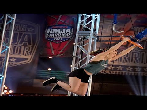 Casey Rothschild At The American Ninja Warrior 13 Qaulifiers