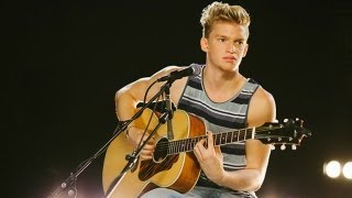 Cody Simpson Performs &quot;Pretty Brown Eyes&quot;