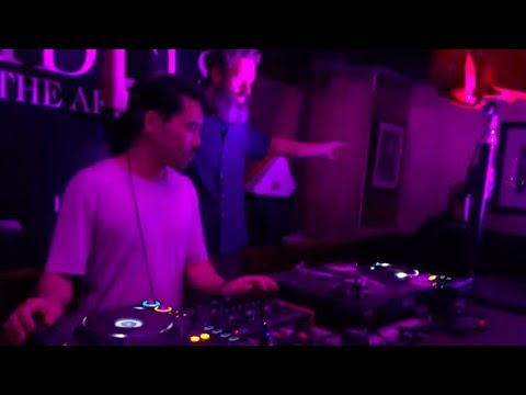 Hunee vs Spiller playing "Watchin Out"