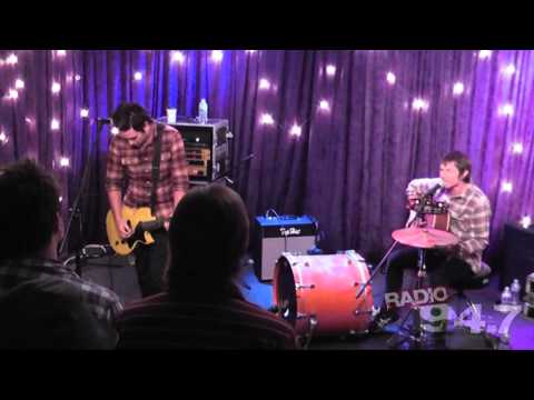 MC Rut perform "New Low" at RADIO 94.7