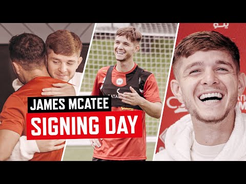 James McAtee Behind The Scenes | Re-joins the Blades from Man City on Deadline Day