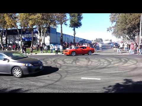 Keak Da Sneak ft. Ike Dola (Zippin)