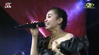 Download lagu MENYESAL - ANIE ANJANIE (COVER) #dangdut #rundjaniestudio #kd2 #cover #viral #music mp3