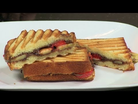 download lagu mp3 mp4 Nutella Strawberry Sandwich, download lagu Nutella Strawberry Sandwich gratis, unduh video klip Nutella Strawberry Sandwich