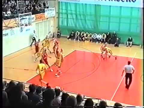 Sezon 2002/03: Astoria Bydgoszcz-Basket Kwidzyn 73:65 (III mecz o awans)