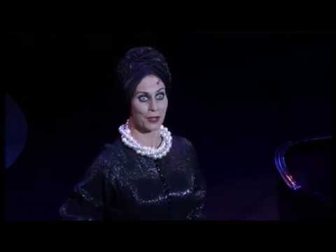 Pia Douwes in Sunset Boulevard With one look