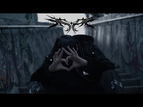 Lyran Dasz & Laer Xirtam - ISOLATED (Official Video)