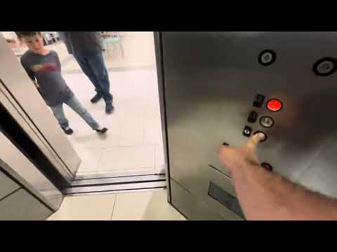 Glass Westinghouse Hydraulic Elevator @ Monroeville Mall, Monroeville PA