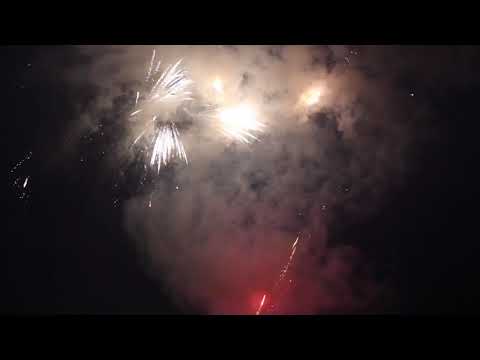 DP23E026 (CDP026): Dominator 100Shot - Zipper Fan - Red Comets To Horsetail