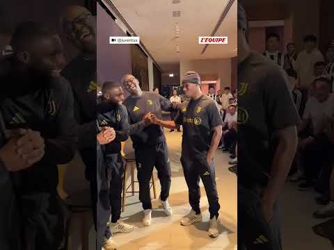 ⚽ Lilian Thuram était présent à Hong Kong avec les joueurs de la Juventus #football #seriea