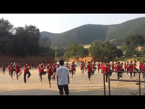 Klasztor Shaolin ( Chiny ) - Trening cz.3