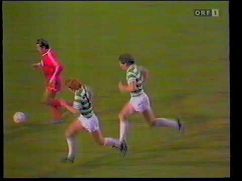 Peter Pacult am 12. Dezember 1984 in Manchester gegen Celtic Glasgow