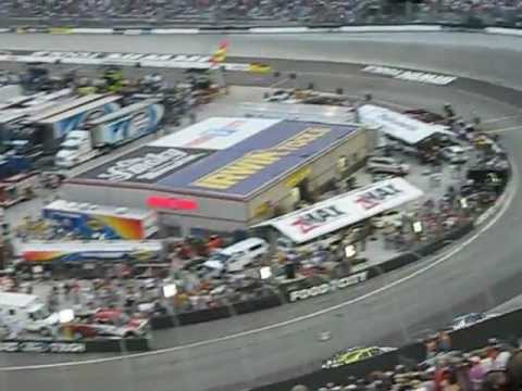 2012 Irwin Tools Night Race -- start of race