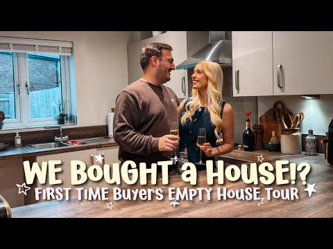 WE BOUGHT OUR FIRST HOUSE🏡 EMPTY HOUSE TOUR | GETTING THE KEYS | FIRST TIME BUYERS UK | MOVING VLOGS