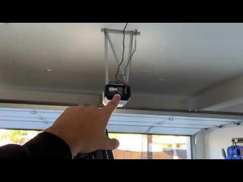 How to program Garage Door Opener (LiftMaster)