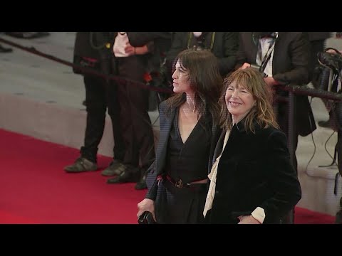 Jane Birkin with her daughter Charlotte Gainsbourg at the Cannes Film Festival in 2021