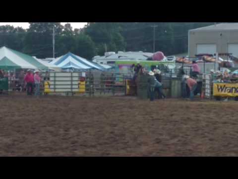 Jody Green on Mojo @ Iron River, MI PRCA 7/15/17